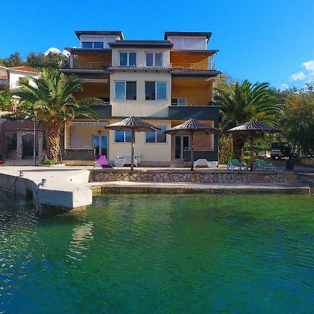 Apartments Savar - Ilo Brbinj Ngoại thất bức ảnh