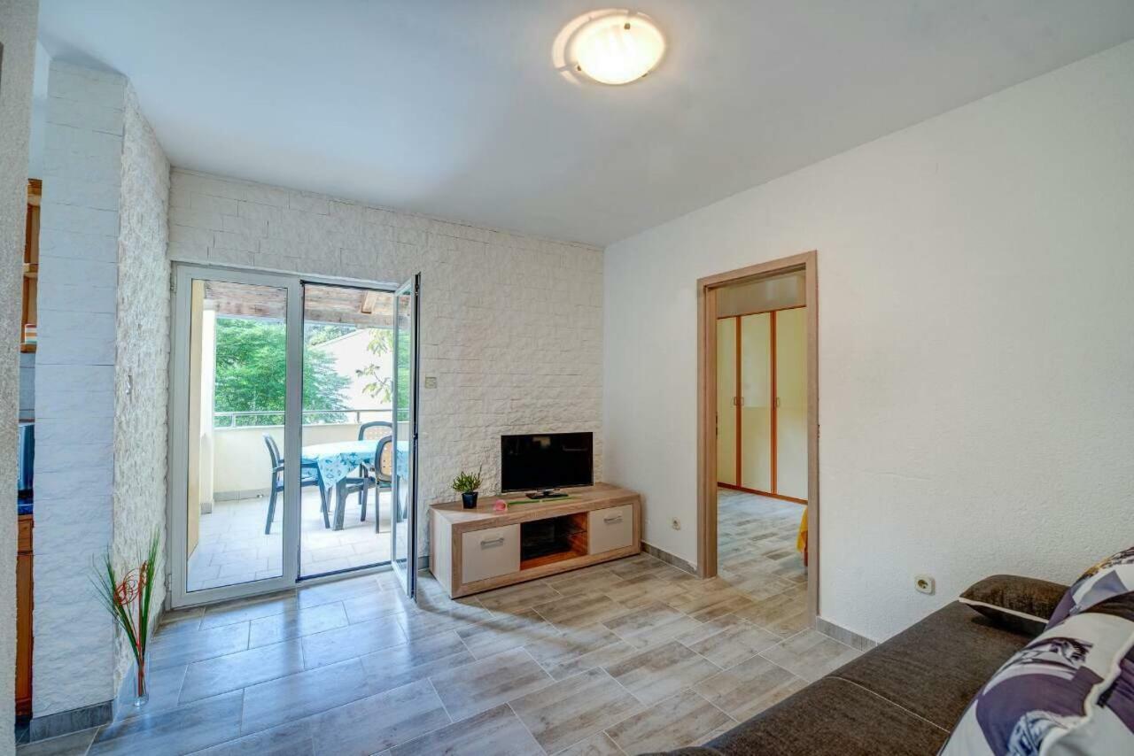 Apartments Savar - Ilo Brbinj Ngoại thất bức ảnh