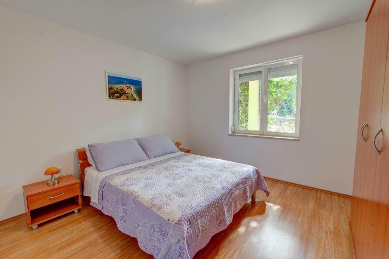Apartments Savar - Ilo Brbinj Ngoại thất bức ảnh