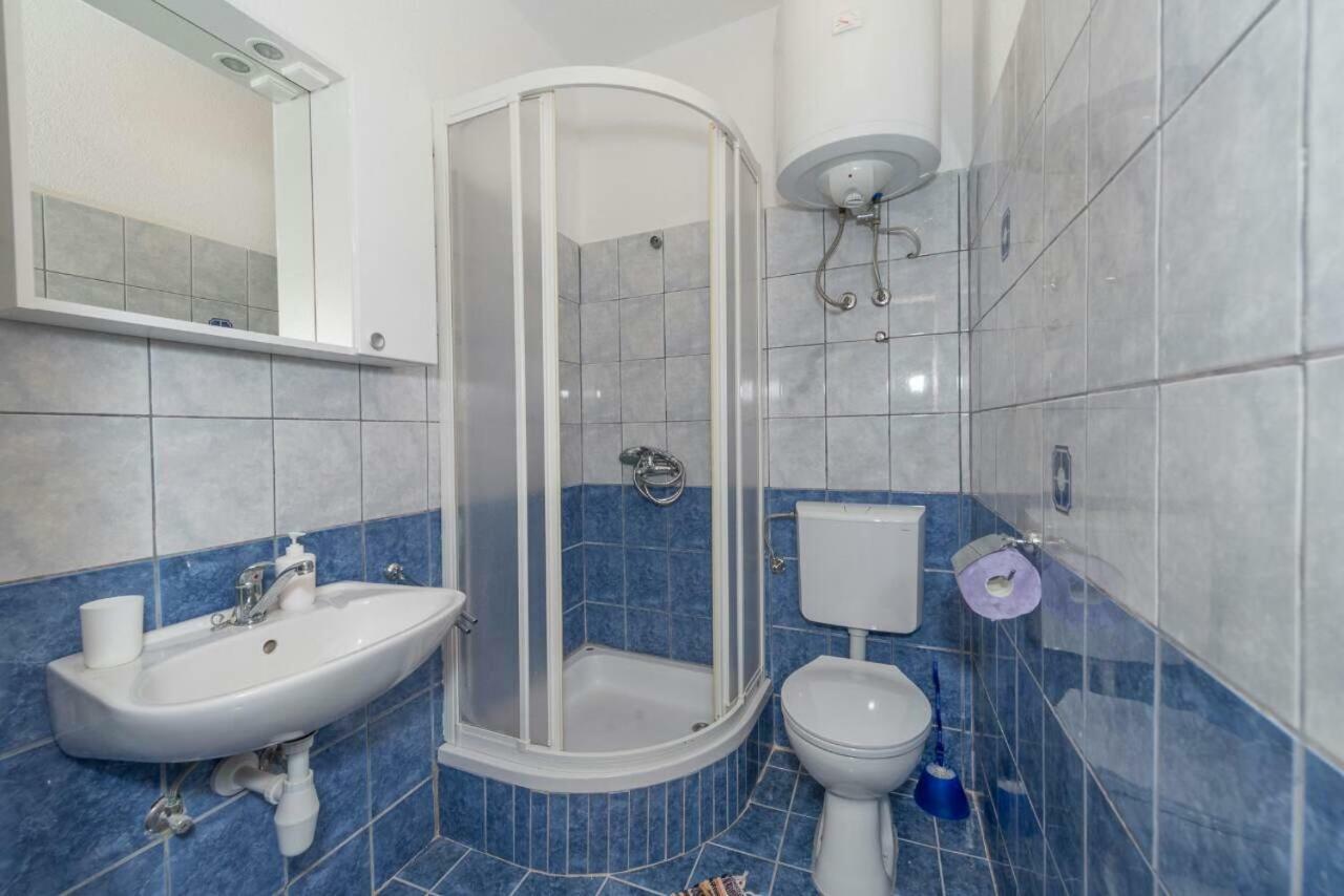 Apartments Savar - Ilo Brbinj Ngoại thất bức ảnh